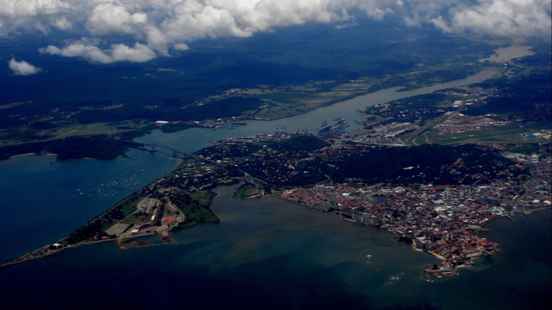 File:Panama Canal - Pacific Side Entrance.jpg
