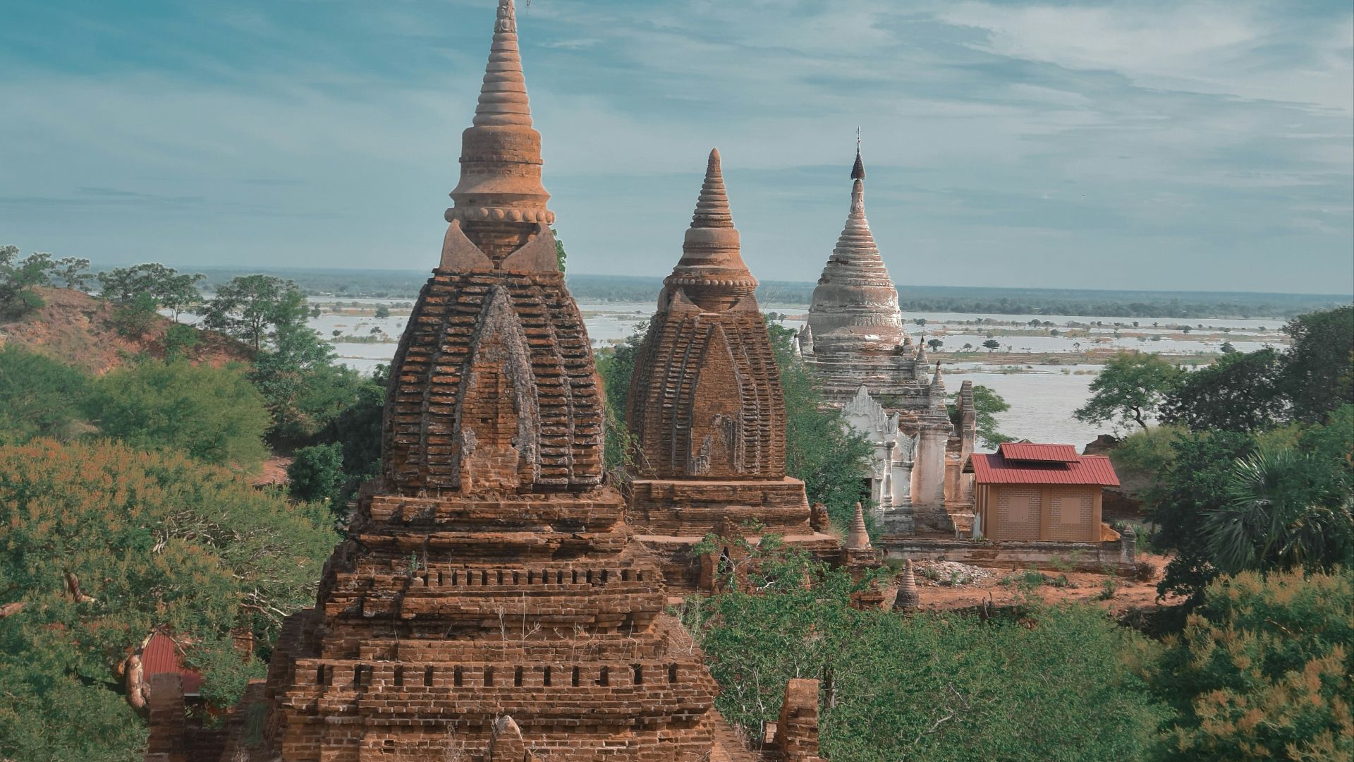 brown concrete buildings during daytime