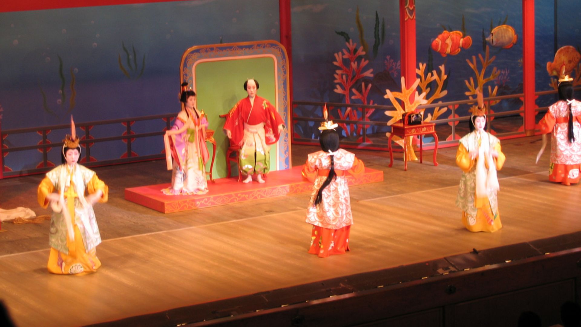 File:Miyako Odori; cherry dance in Kyoto Urashima.jpg