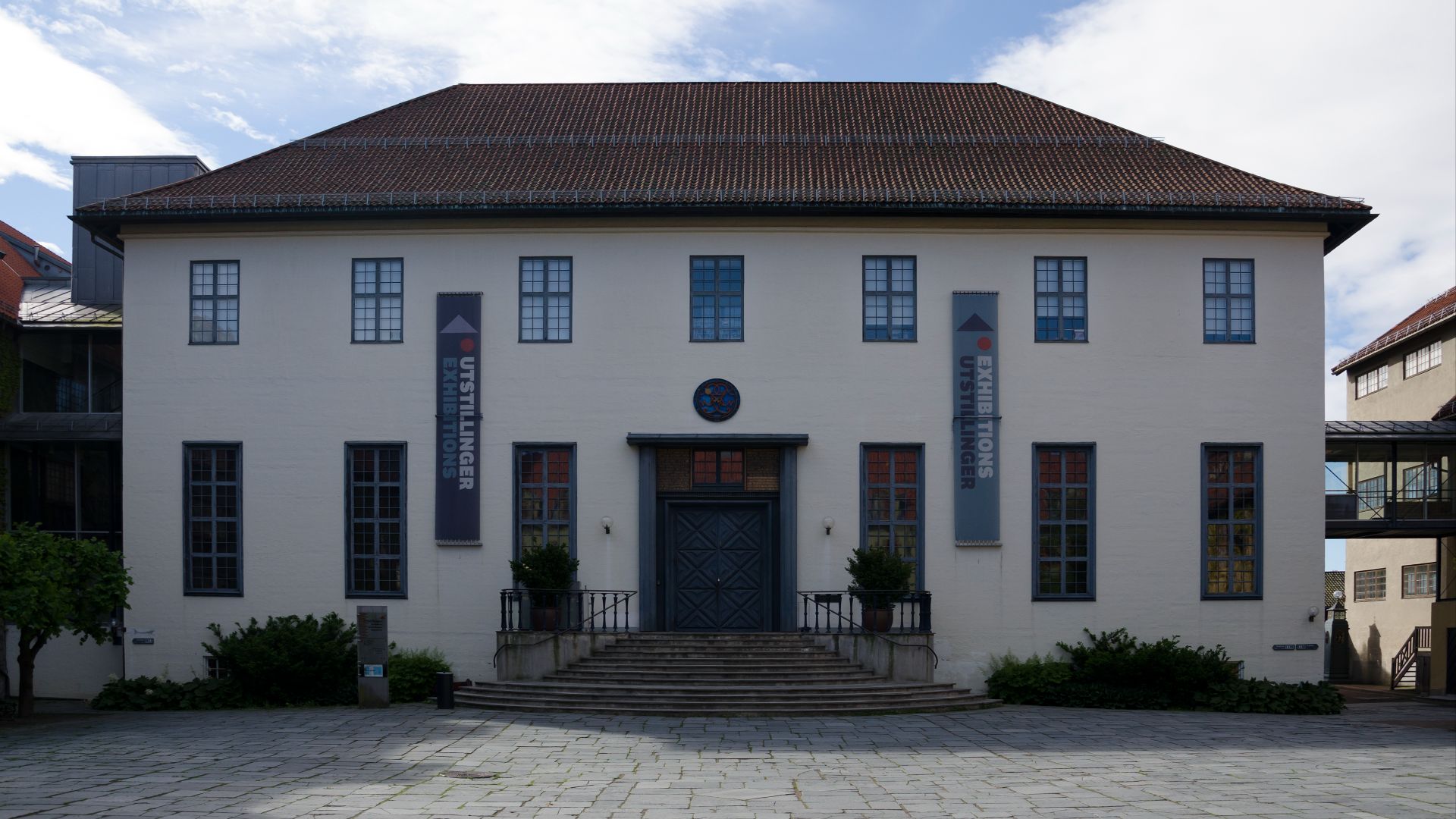 File:Norsk Folkemuseum Utstillingsbygning.jpg
