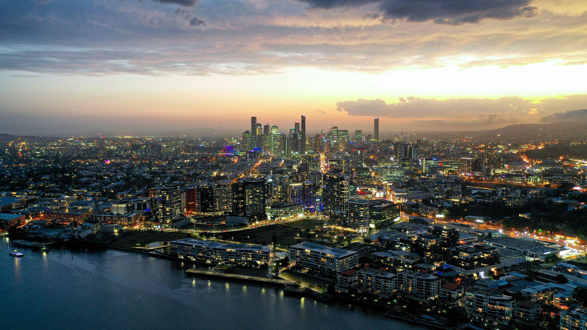 bird's-eye view photo of a country