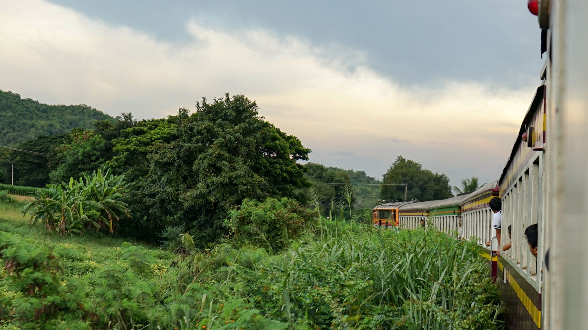 File:Erawan National Park (49797994268).jpg