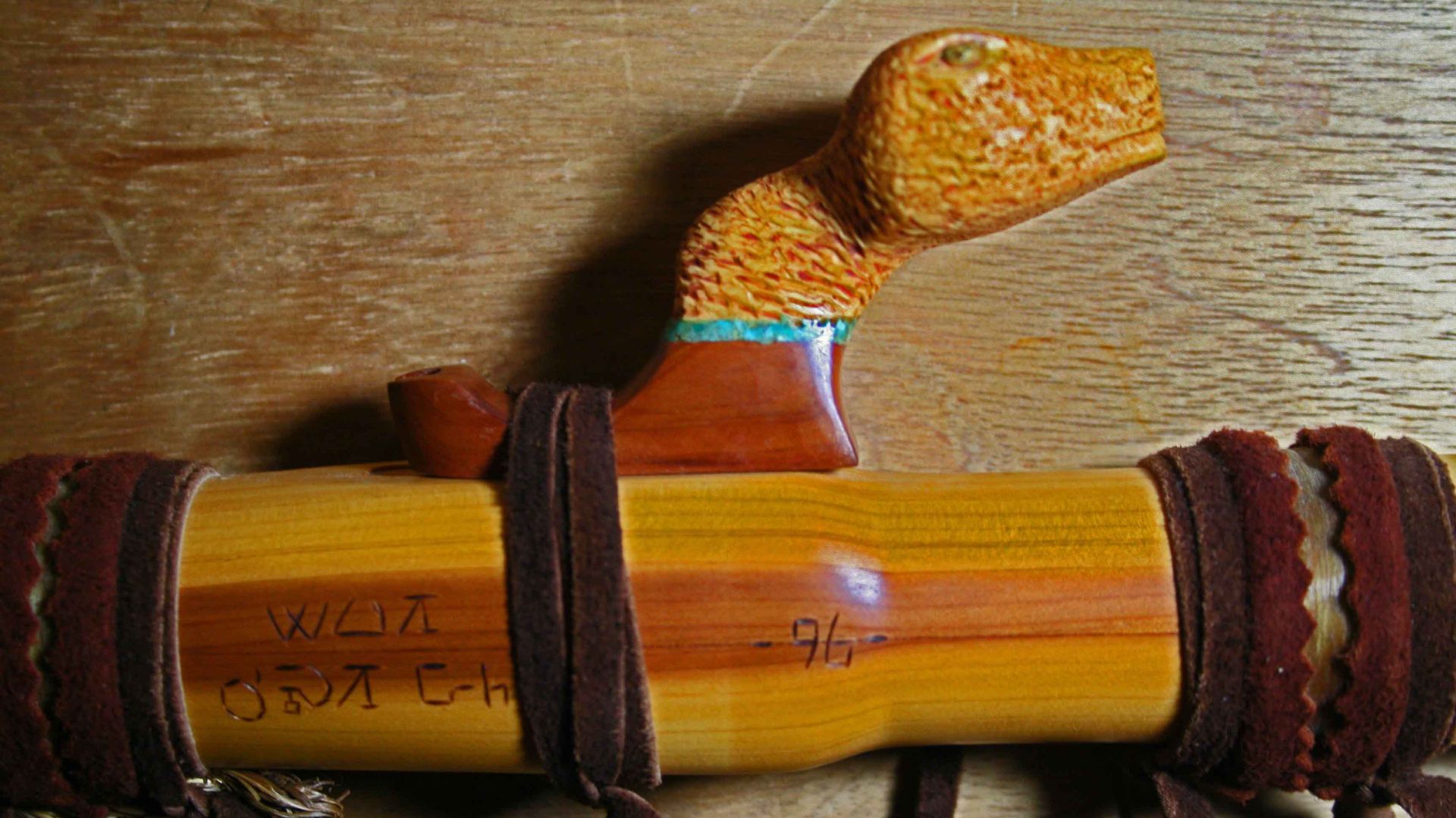 File:Hawk Littlejohn signature; Snake Totem; mountain-pattern wraps.jpg