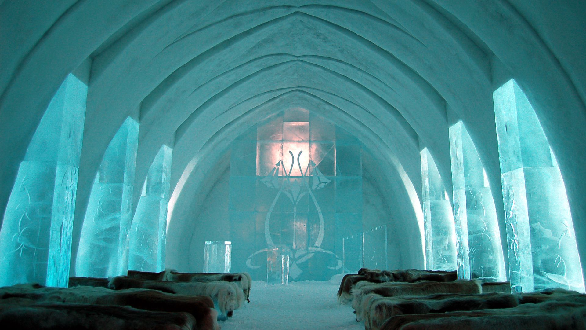 File:Ice Hotel Church Jukkasjärvi.jpg