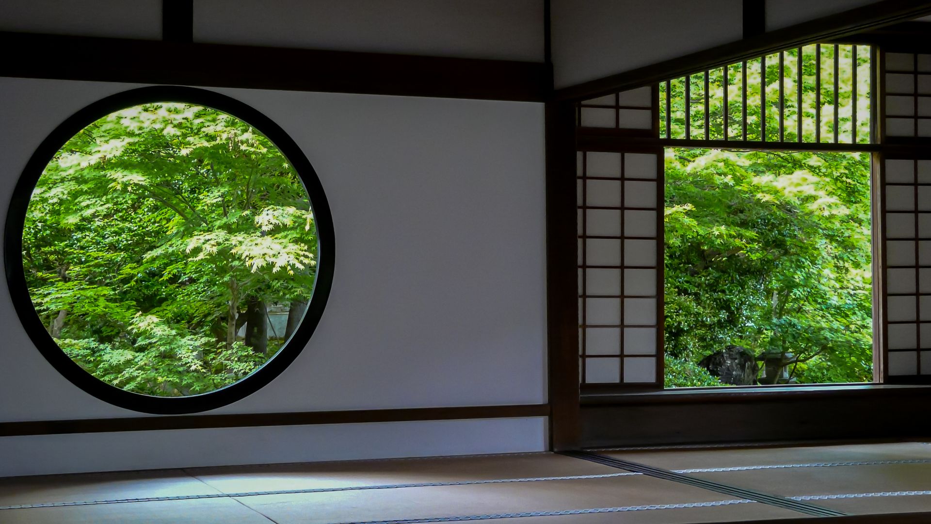 File:Genkō-an, Round and Square Windows 01.jpg