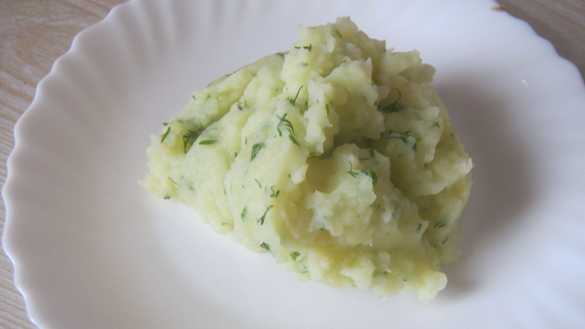 File:Mashed potato with dills.jpg