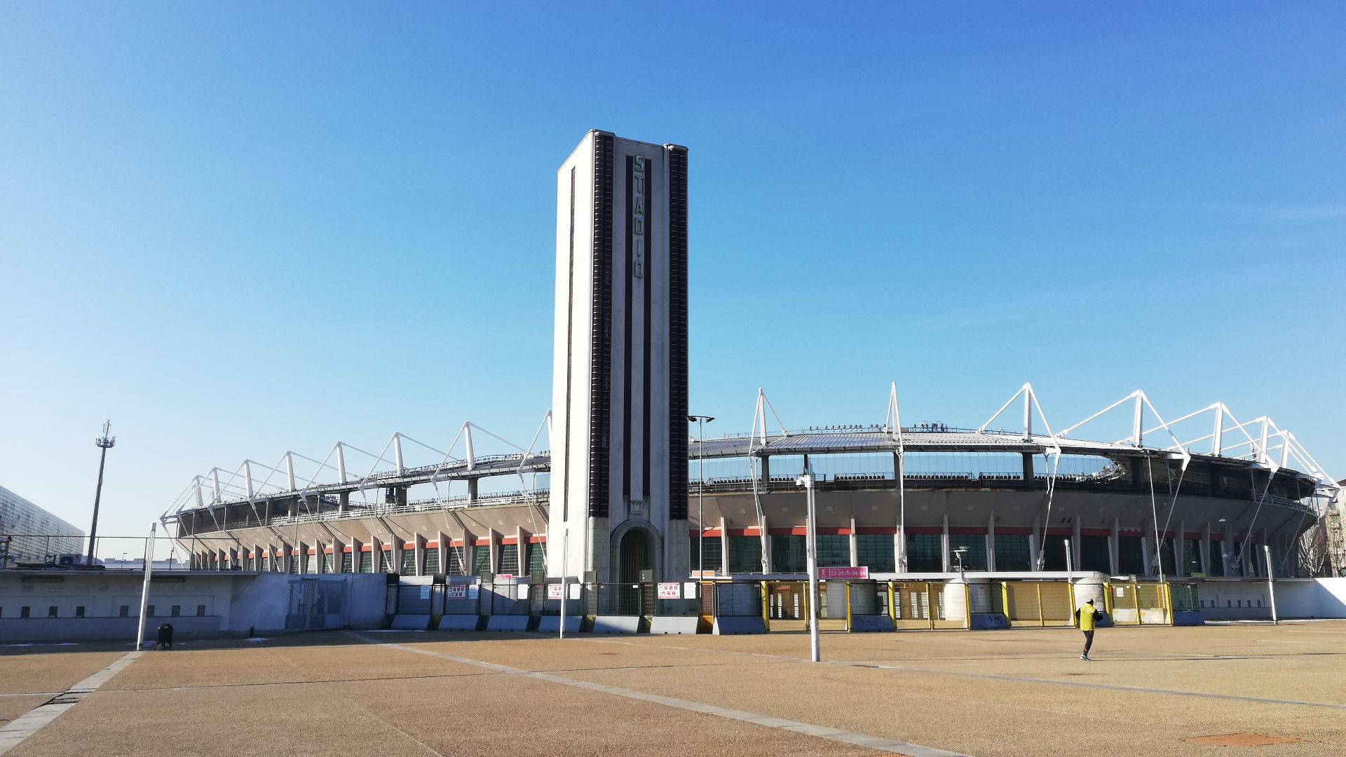 File:Vista dello Stadio Olimpico Grande Torino.jpg