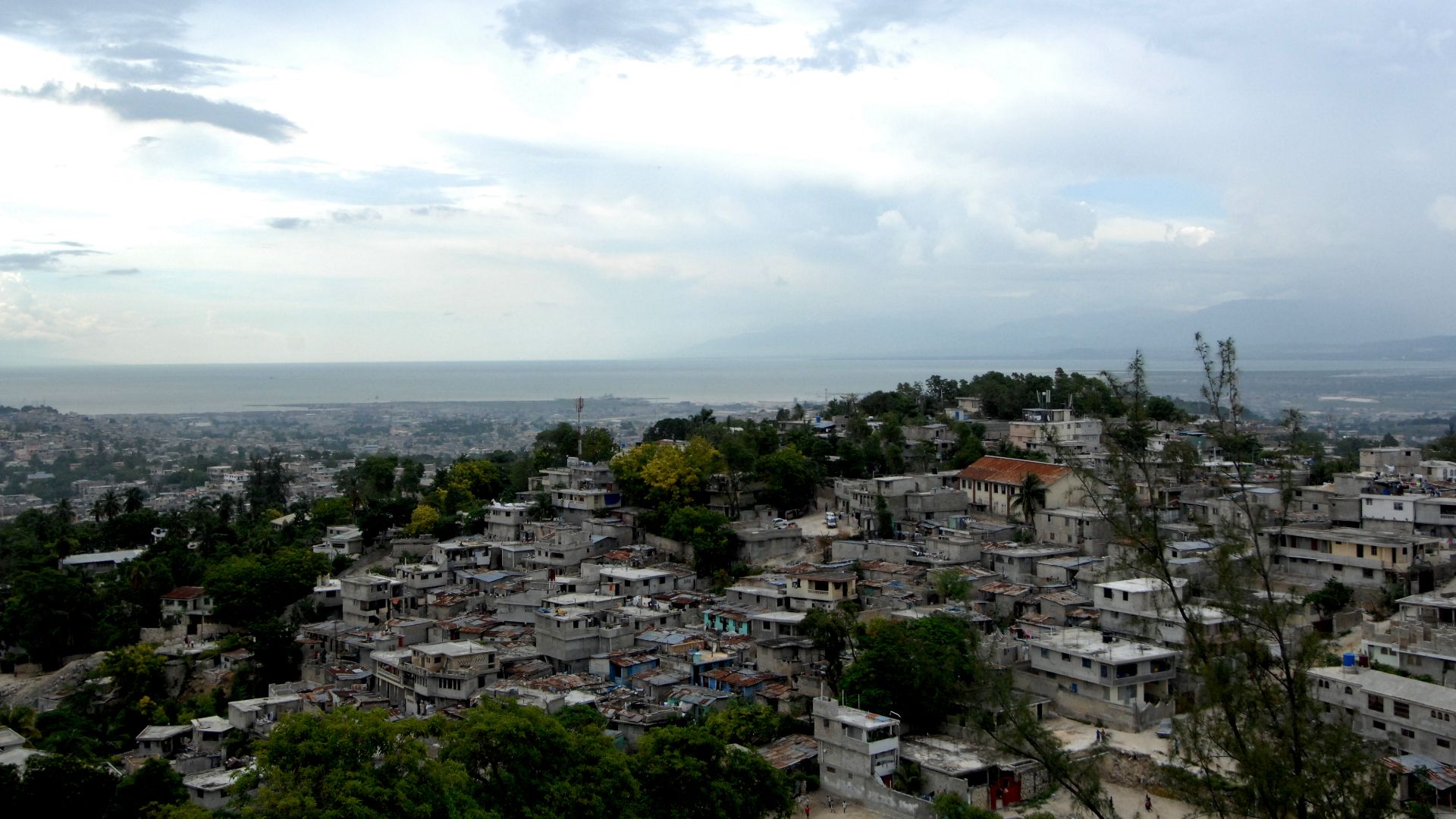 File:Port-au-Prince Haiti 2008.JPG