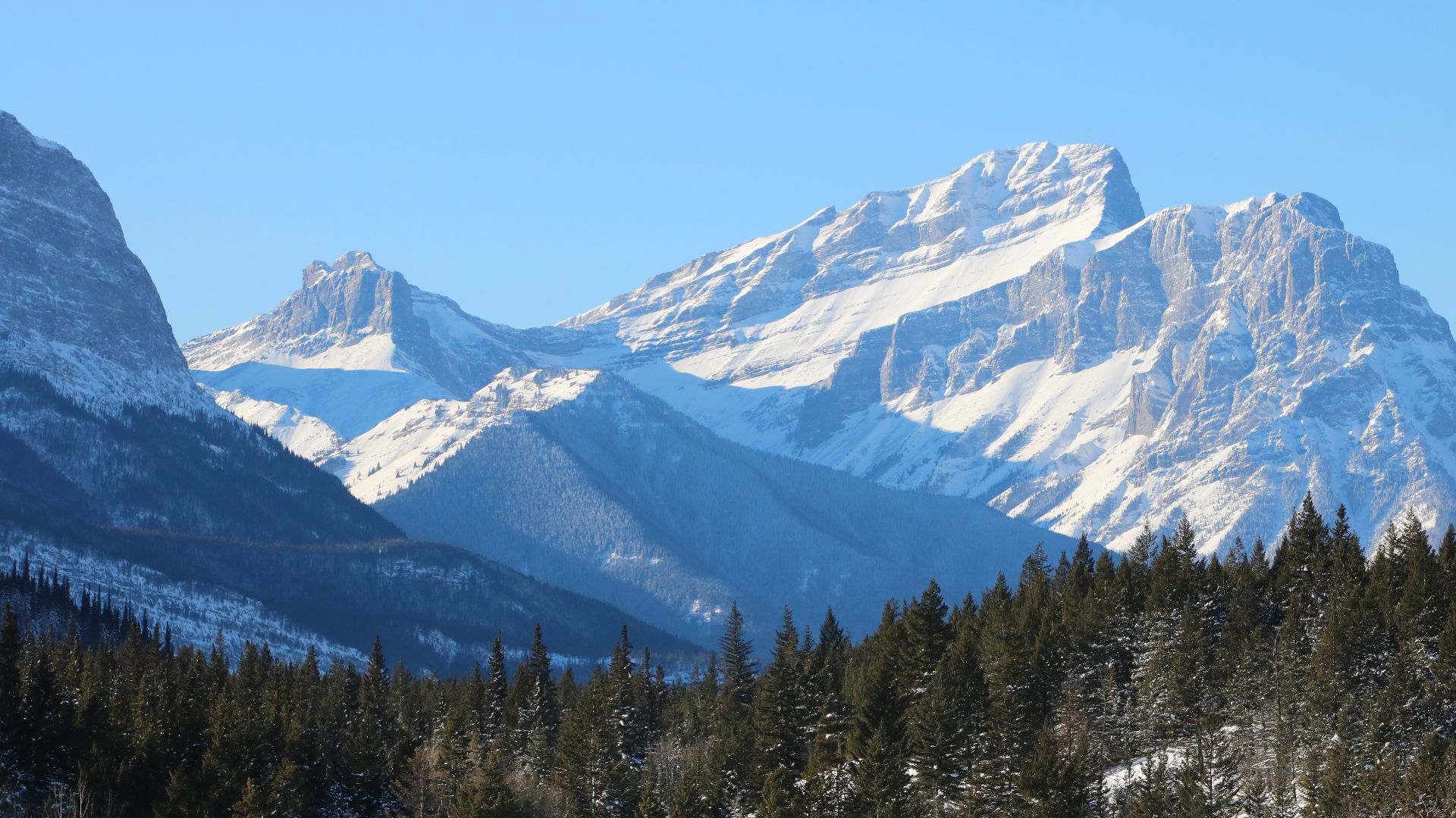 File:Alberta Rocky Mountains (39358603442).jpg