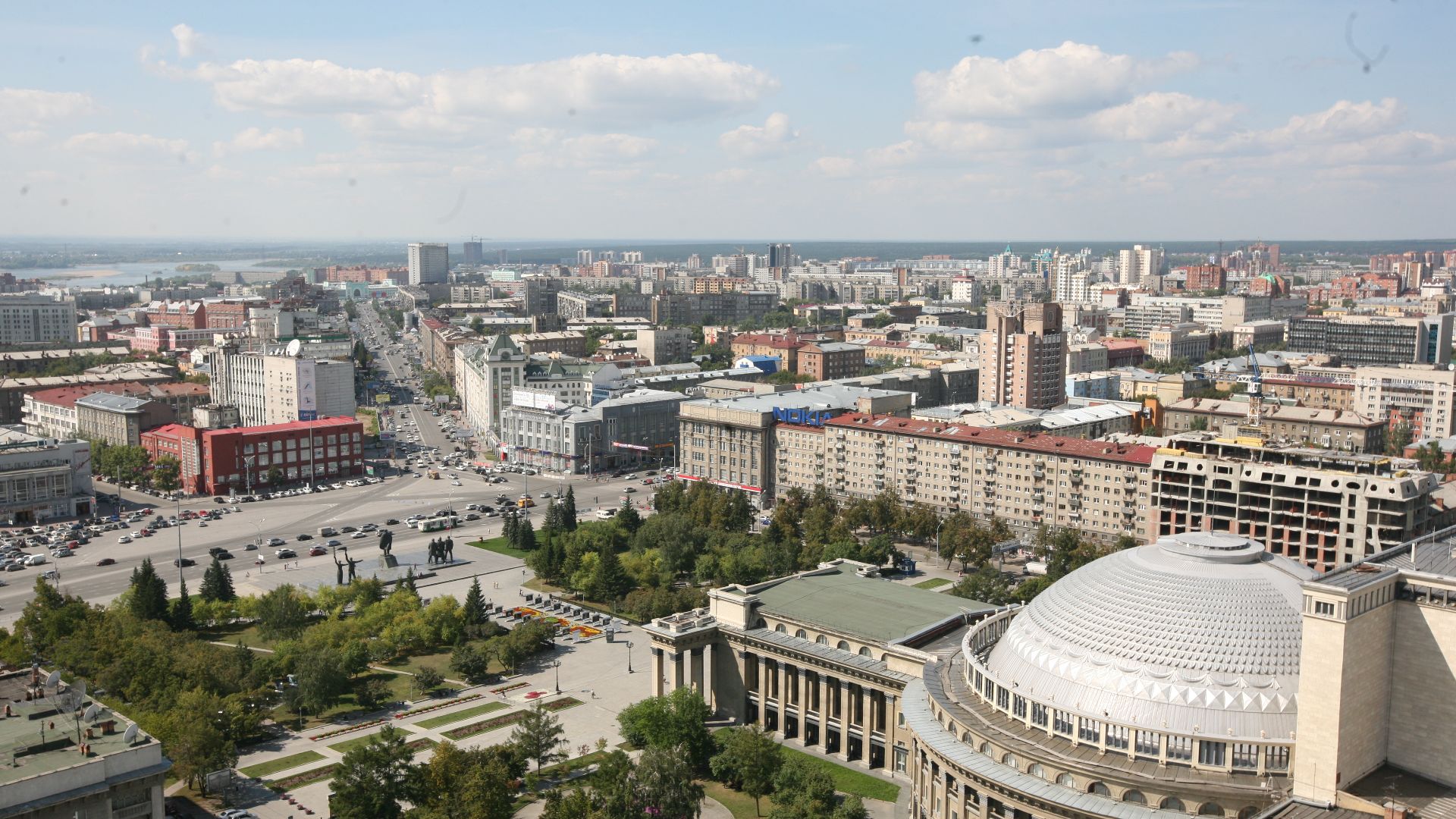 File:Оперный театр4.jpg