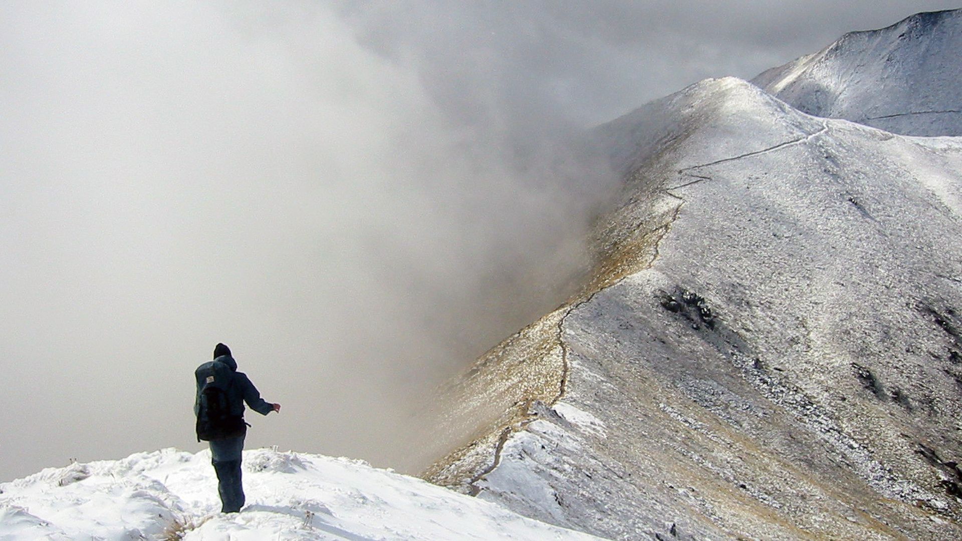 File:Kepler track alpine ridgeline.jpg