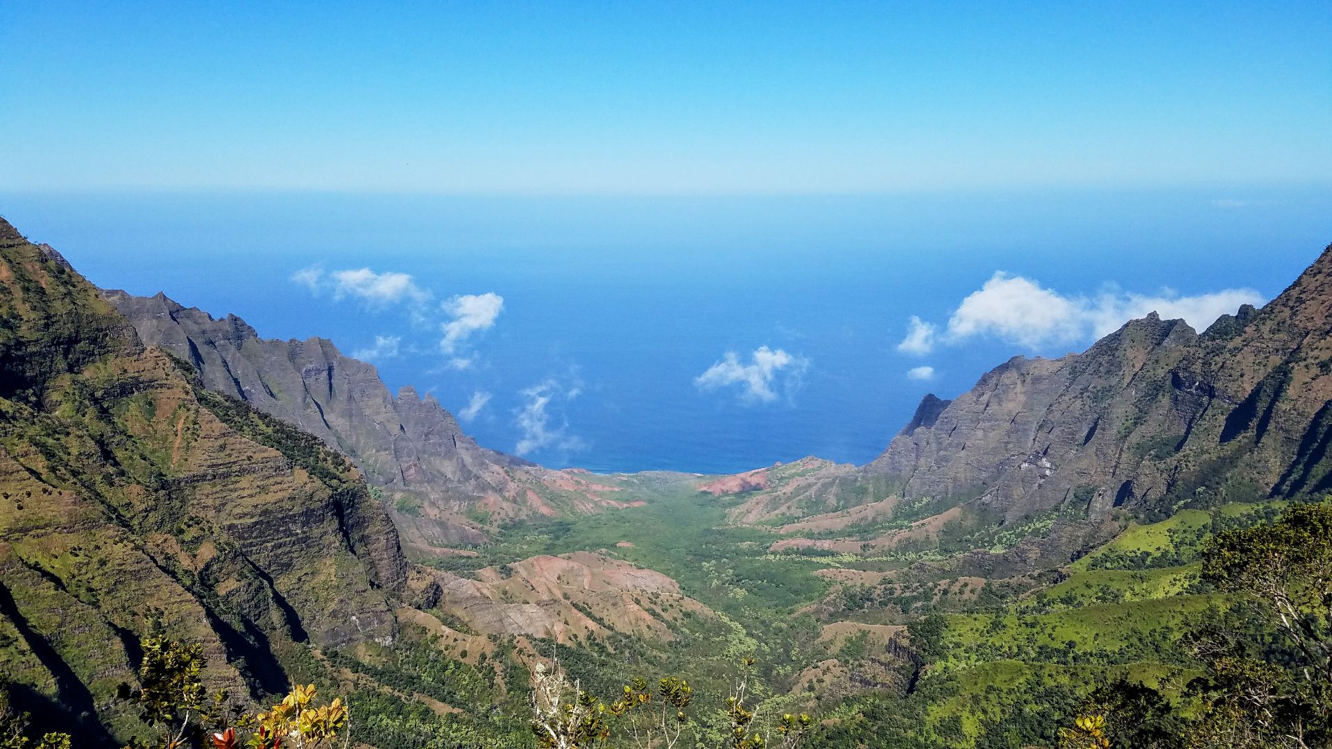 File:Kalalau Valley (32755628675).jpg