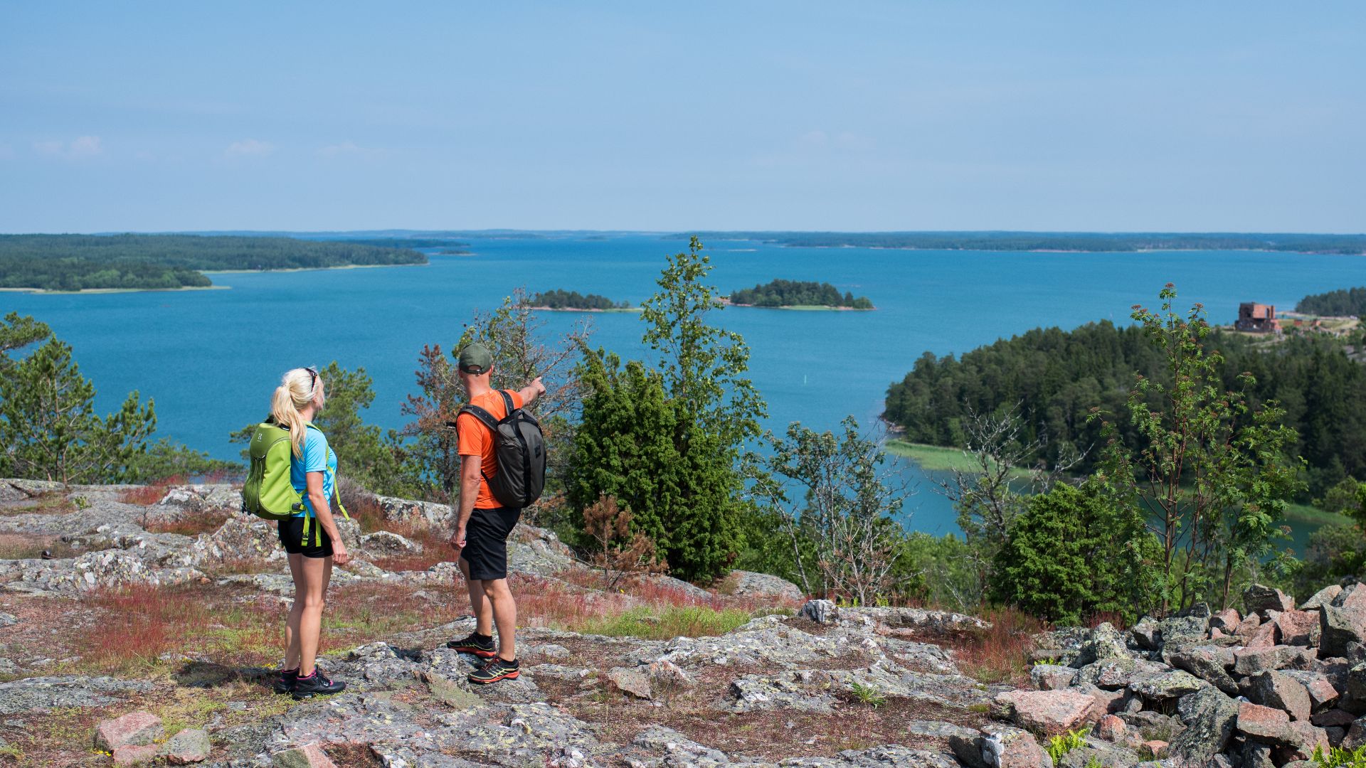 File:Vandring Åland.jpg