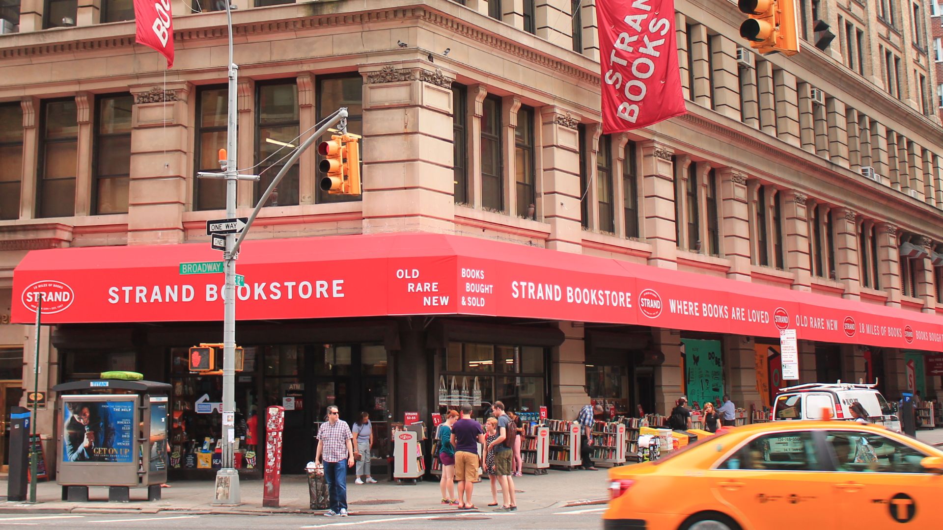 File:Strand Book Store, 2015.JPG