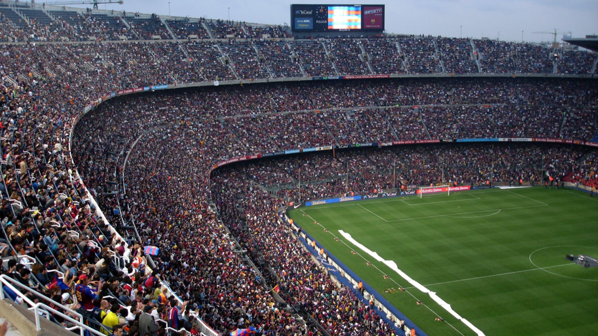 File:Camp Nou - Interior (2005).jpg