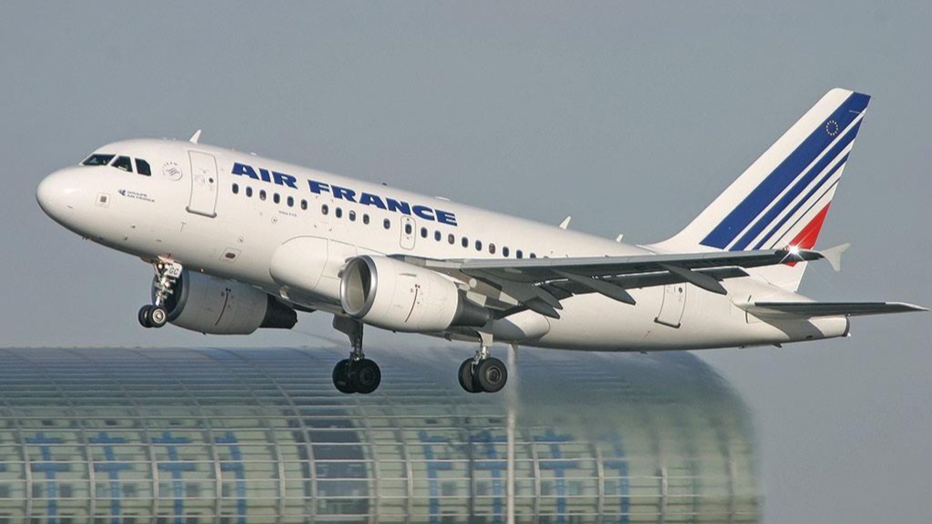 File:Airbus A318 FGUGC.jpg