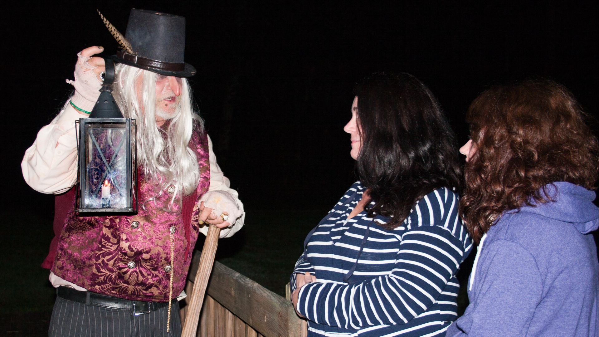 File:WR WR - 2013 Candlelight Ghost Tour (11466037304).jpg