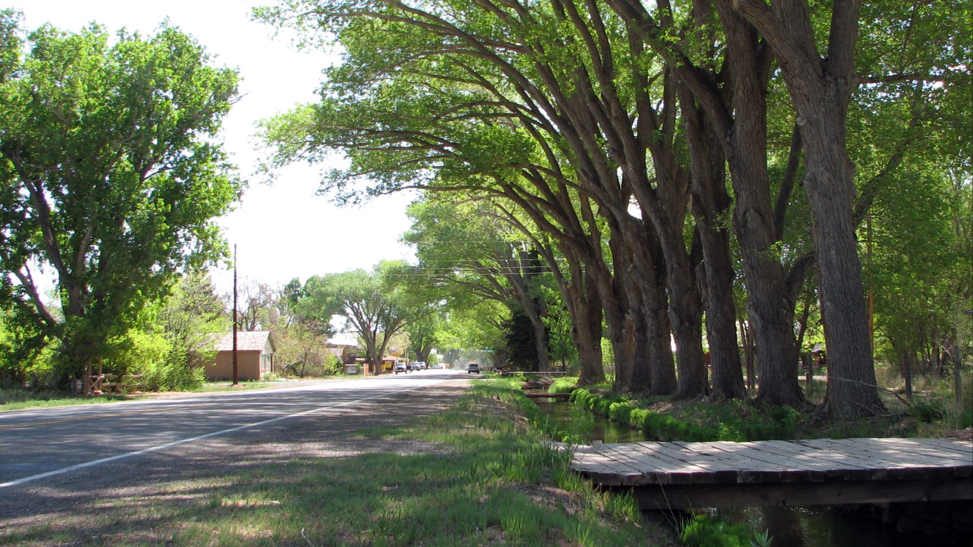 File:Torrey, Utah.jpg