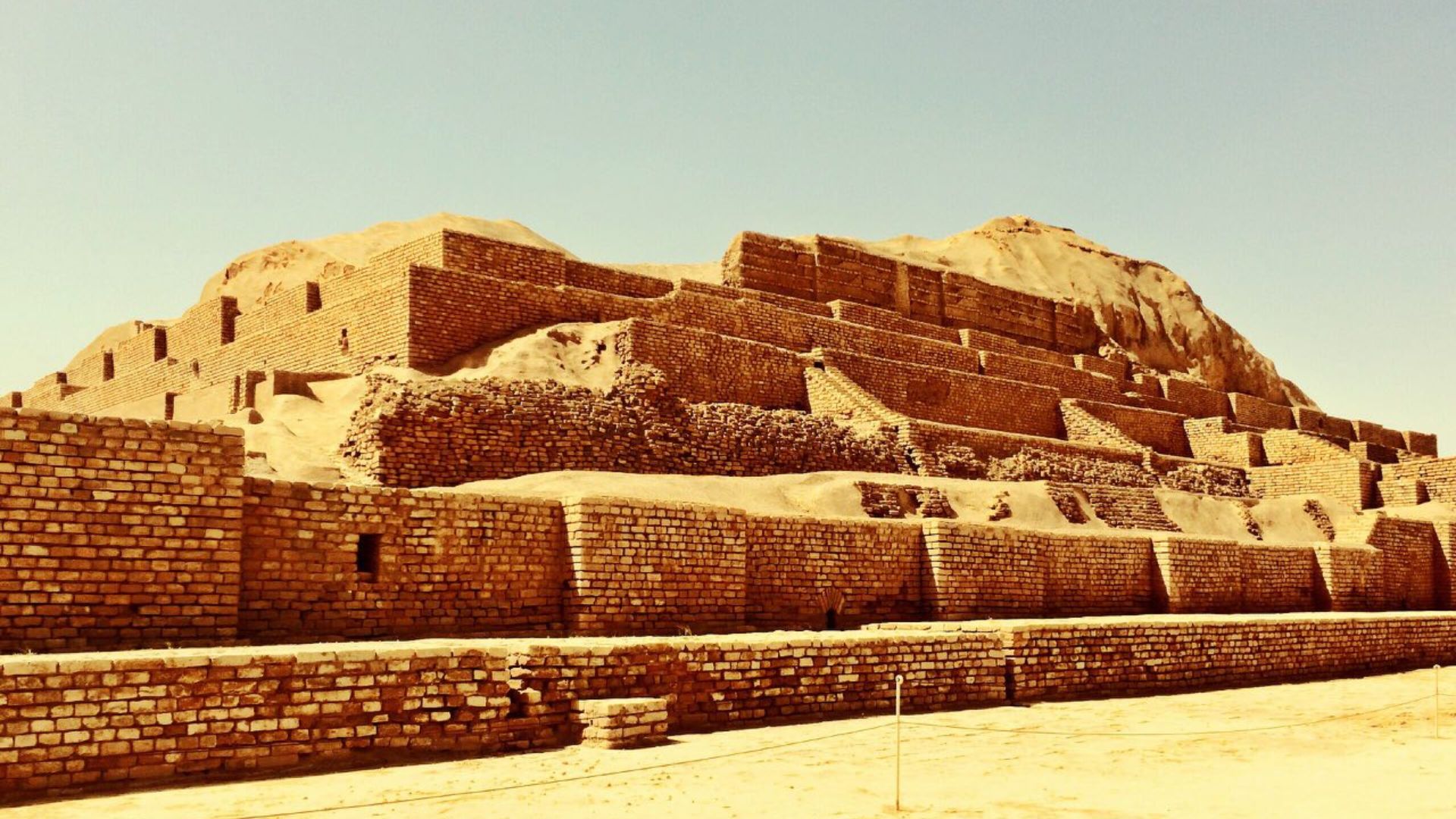 File:Chogha Zanbil Wide2016.jpg