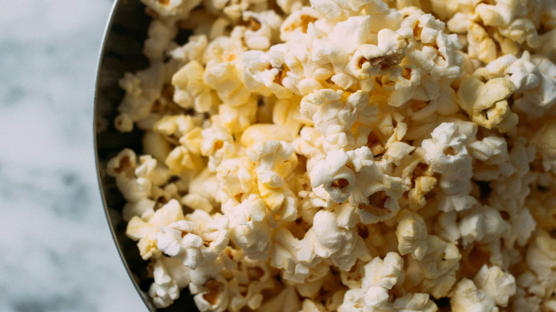 photo of popcorn kernels