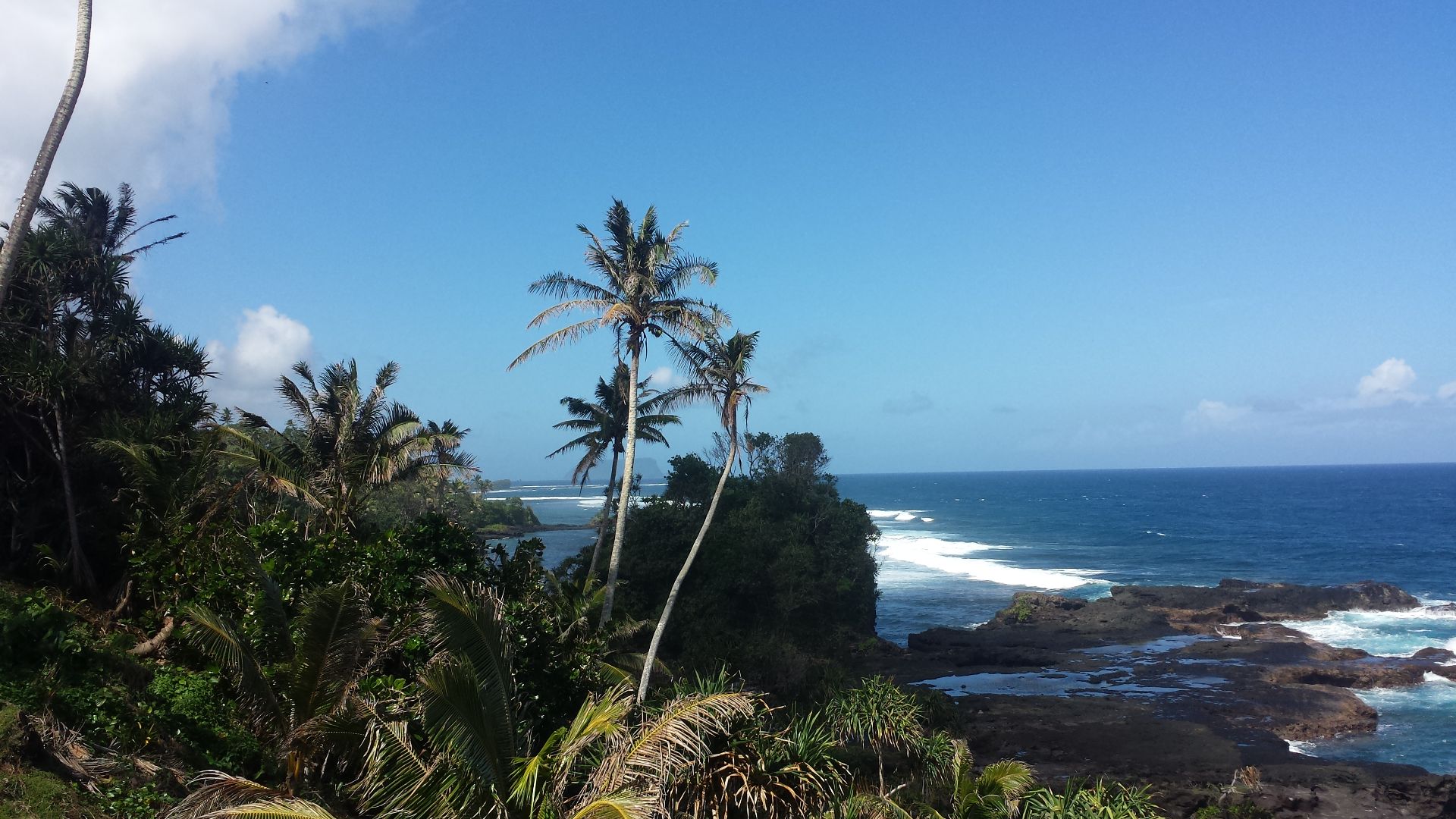 File:View of the south-eastern coast of Upolu, Samoa - August 2016.jpg