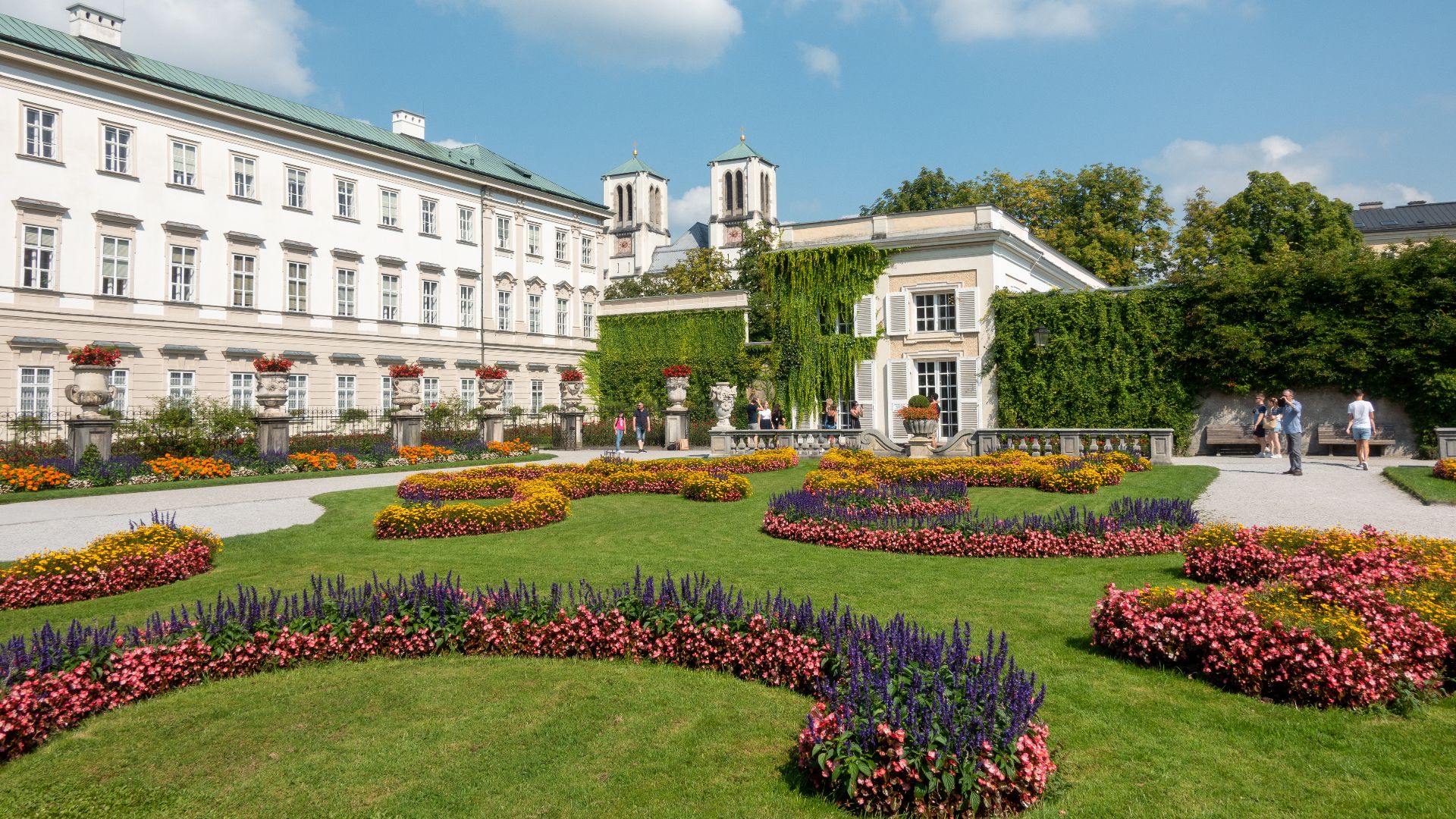 File:Mirabell Gardens (50389844206).jpg