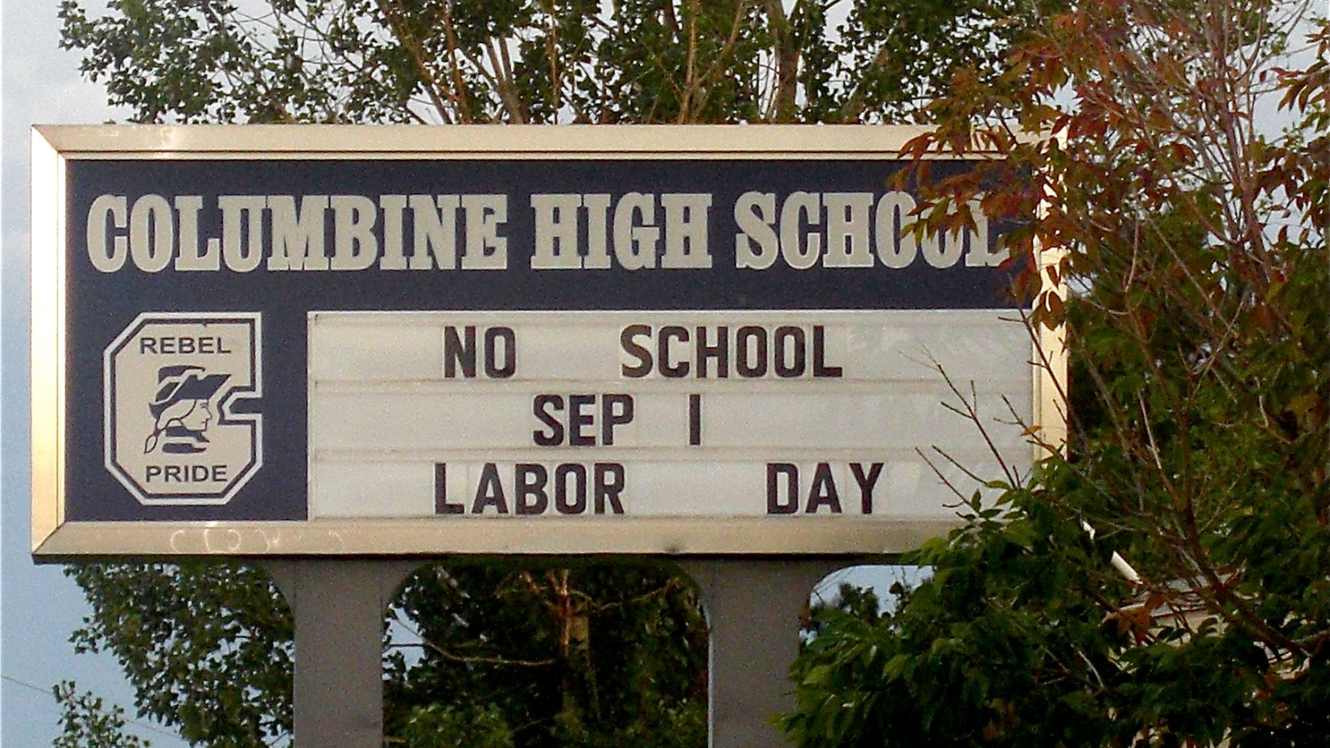 File:Columbine High School sign.jpg