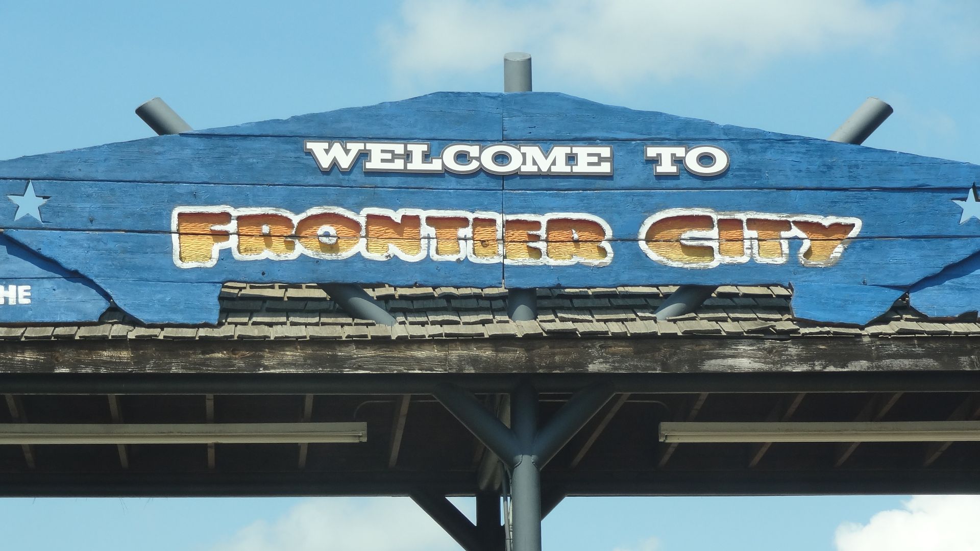 File:Frontier City Sign.jpg