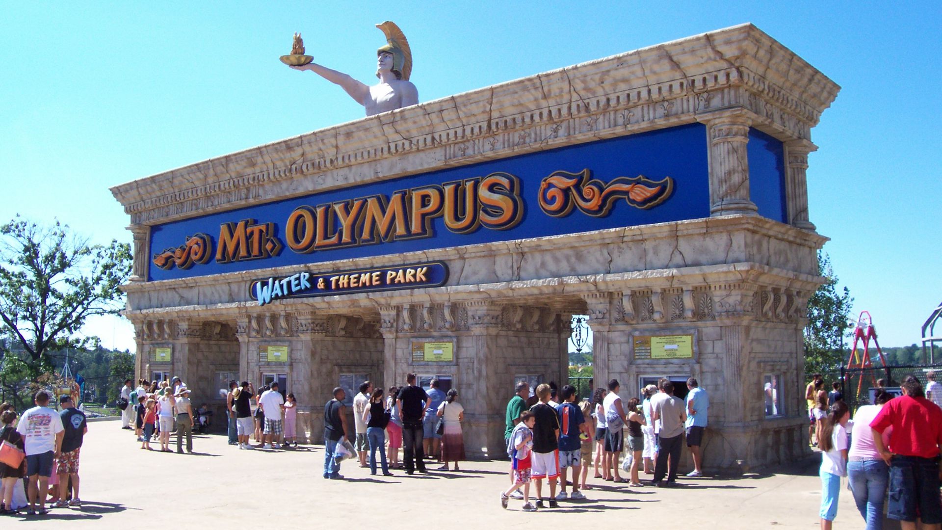 File:Mt.OlympusWater&ThemeParkEntrance.jpg
