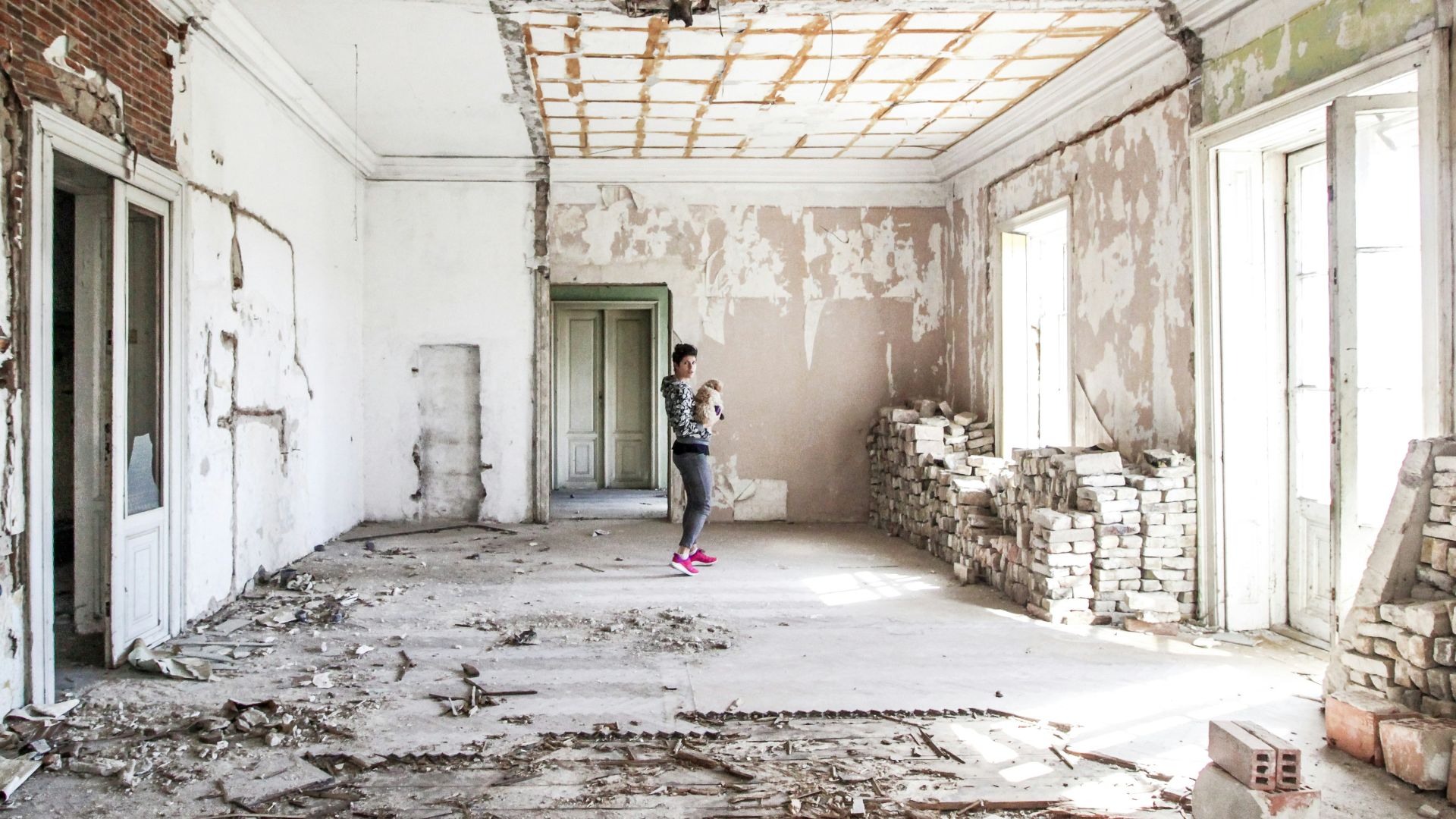 person standing in the middle of the room