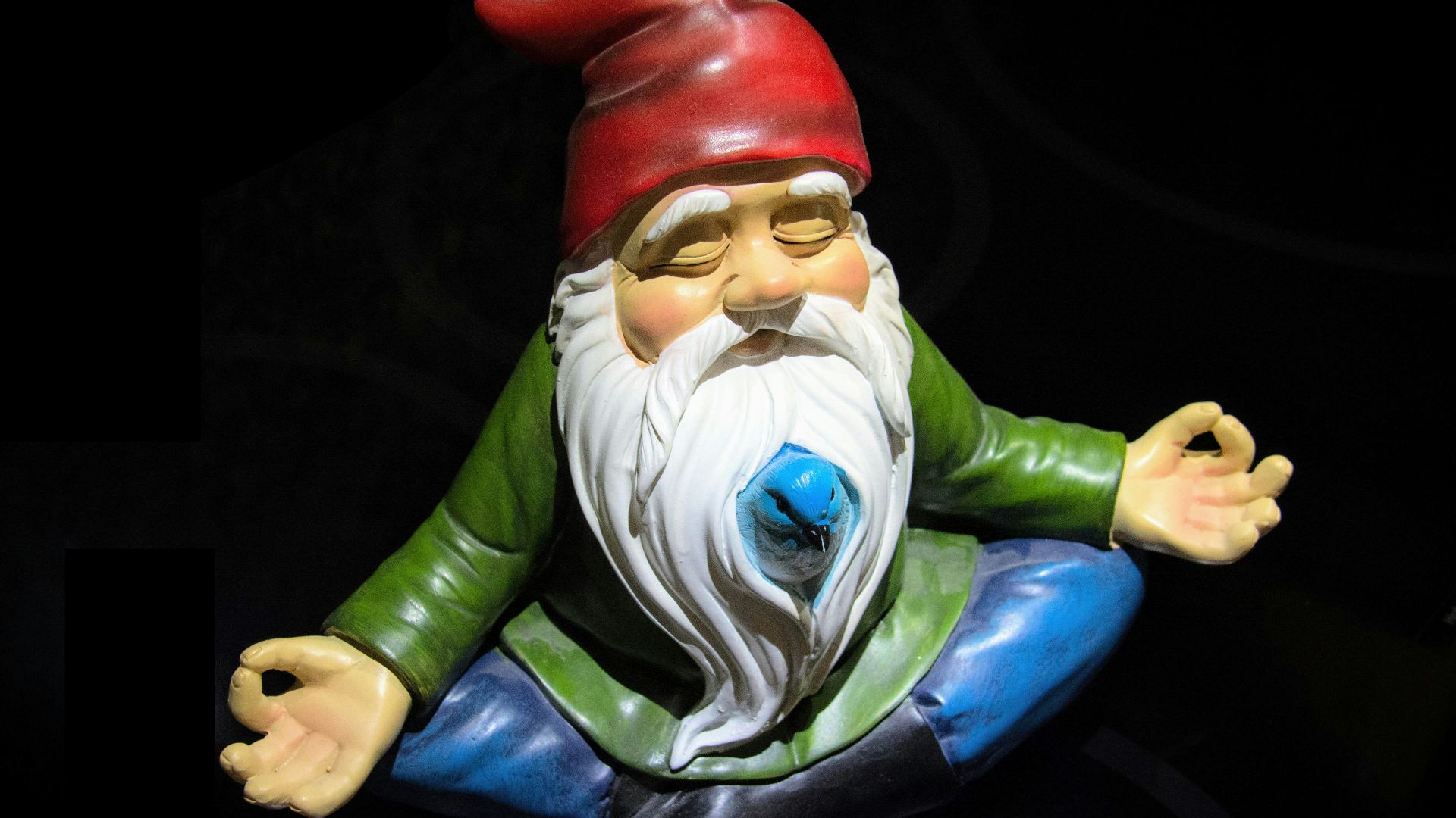 Gnome statuette