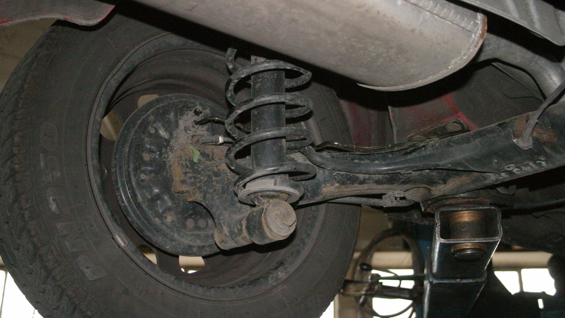 File:Torsion beam 2.jpg