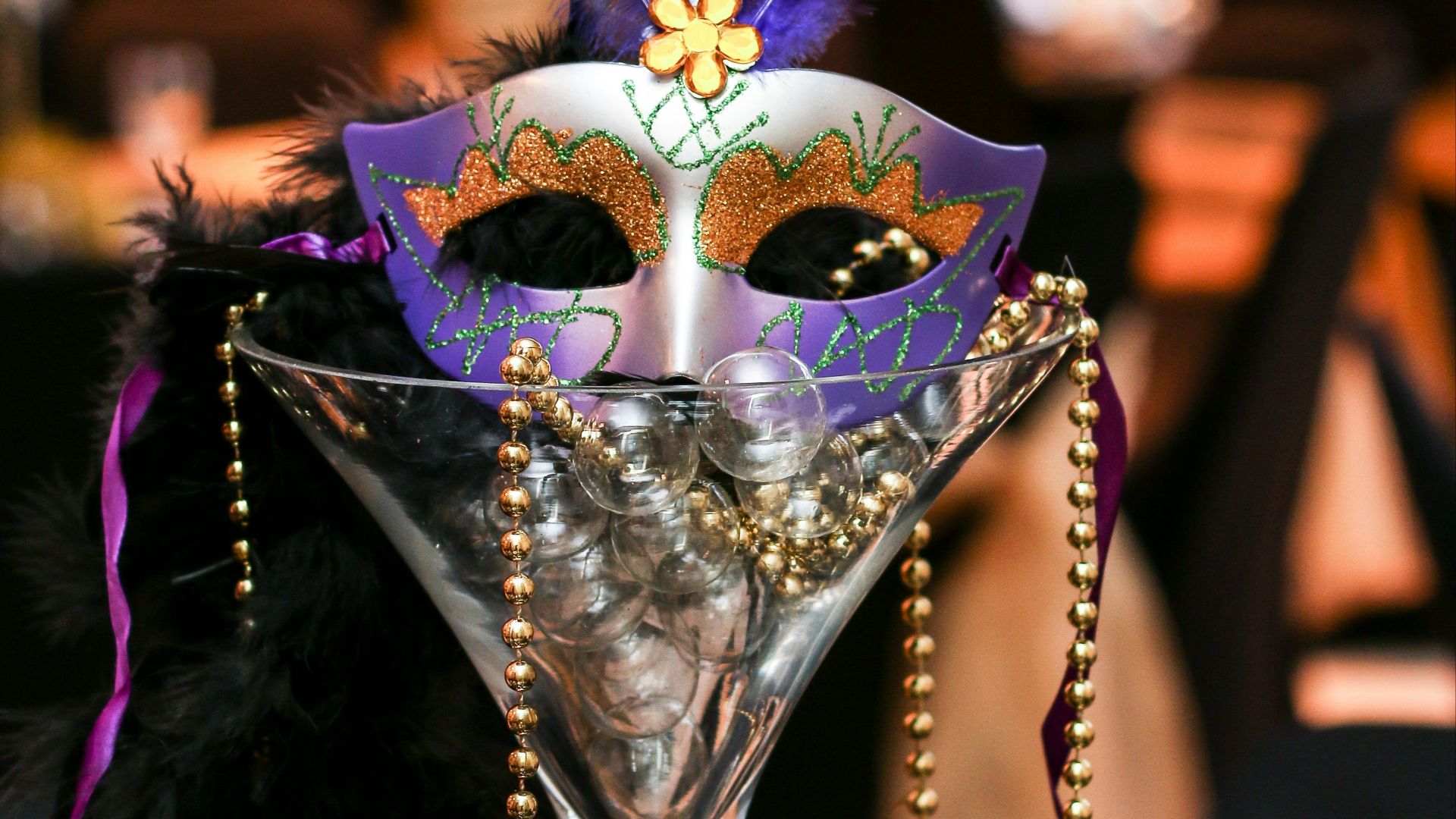 purple and white masquerade mask