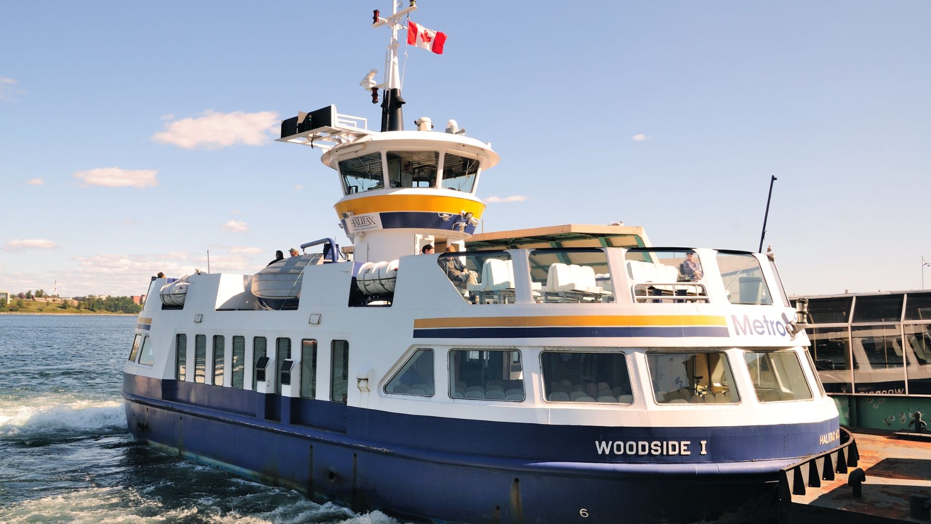 File:Halifax - NS - Faehre nach Dartmouth.jpg