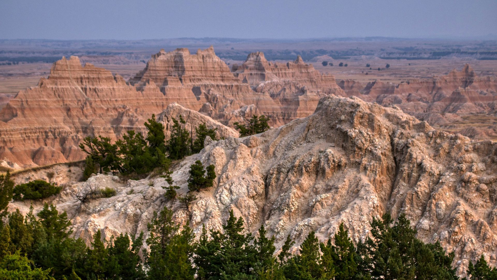 brown rocky mountain during daytime