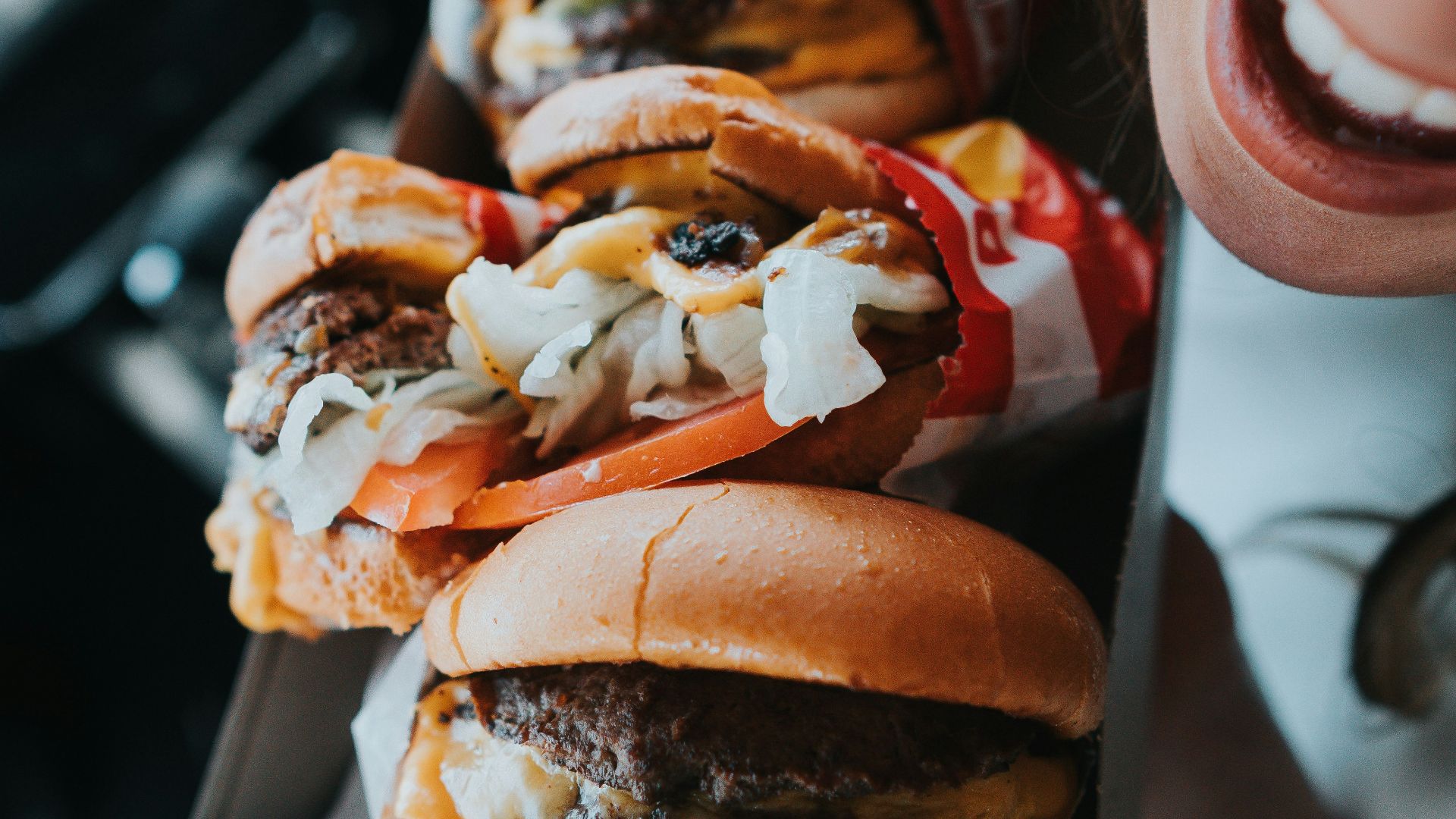 burger with tomato and lettuce