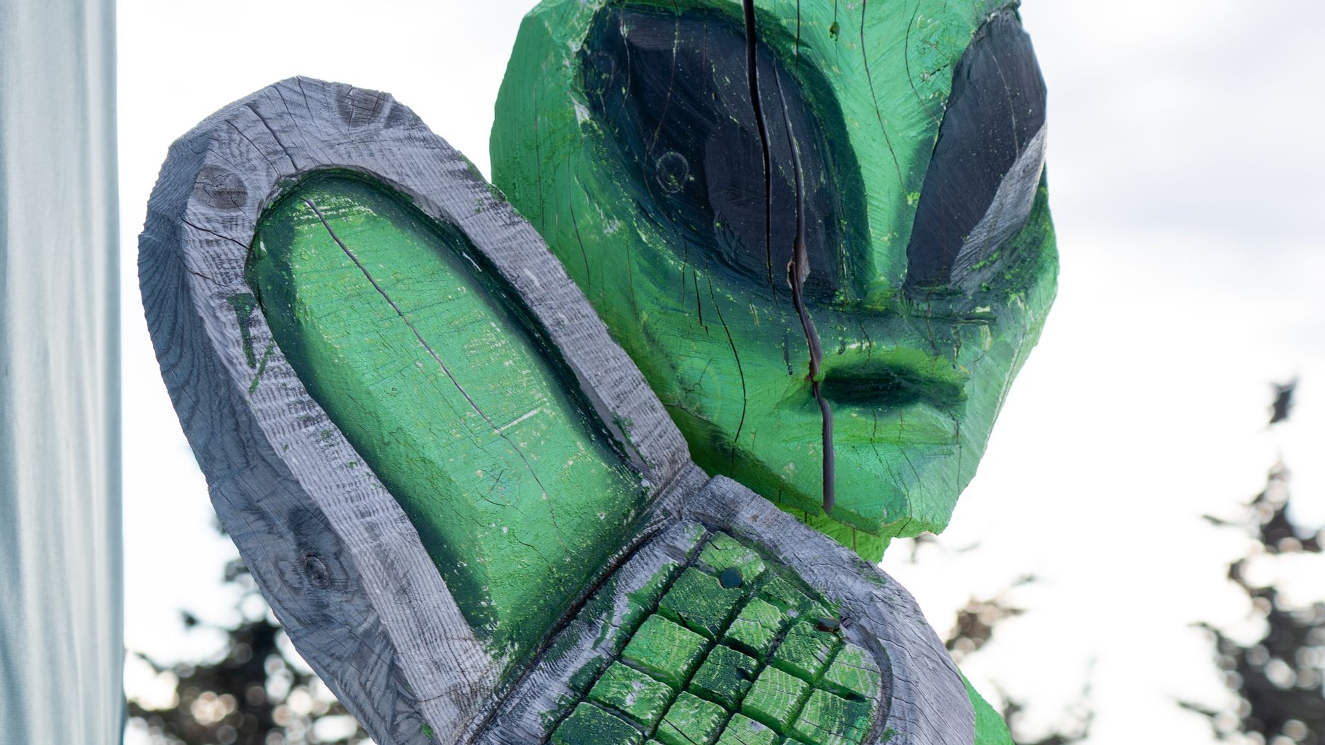 File:Cell Phone Alien (49667463191).jpg