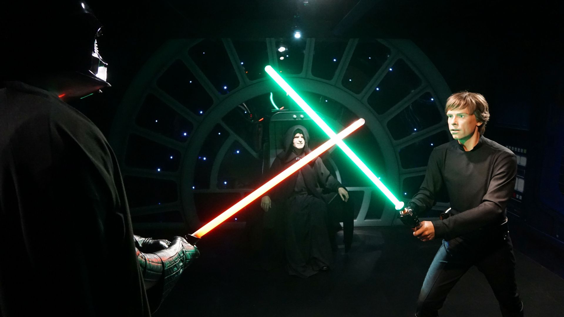 File:Star Wars characters at Madame Tussaud.jpg