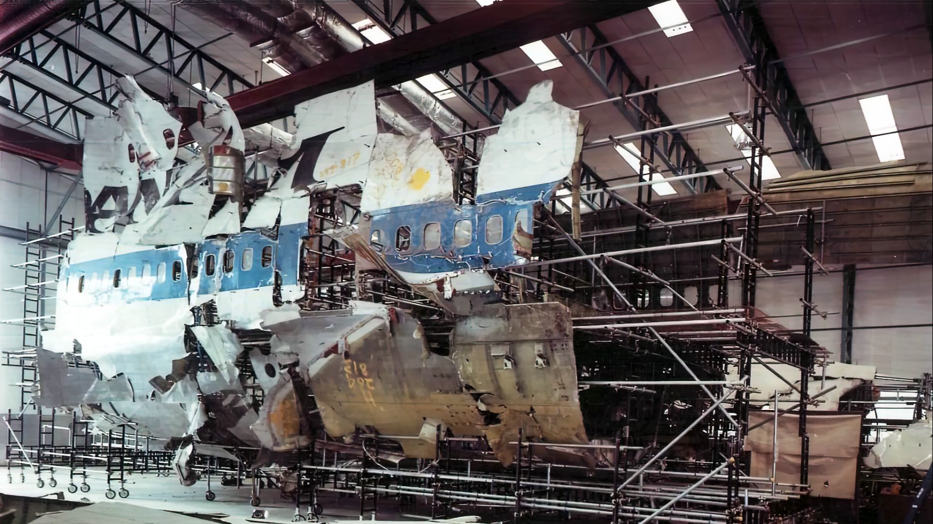 File:Pan Am 103 wreckage reconstruction.jpg