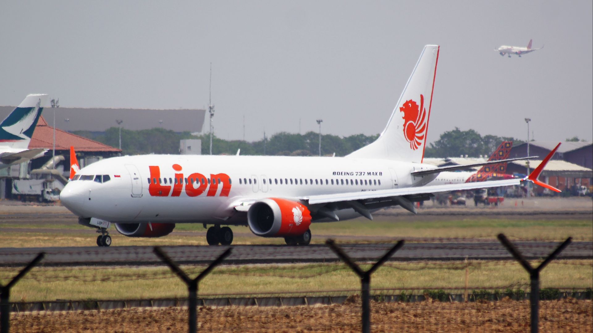 File:Lion Air Boeing 737-MAX8; @CGK 2018 (31333957778).jpg
