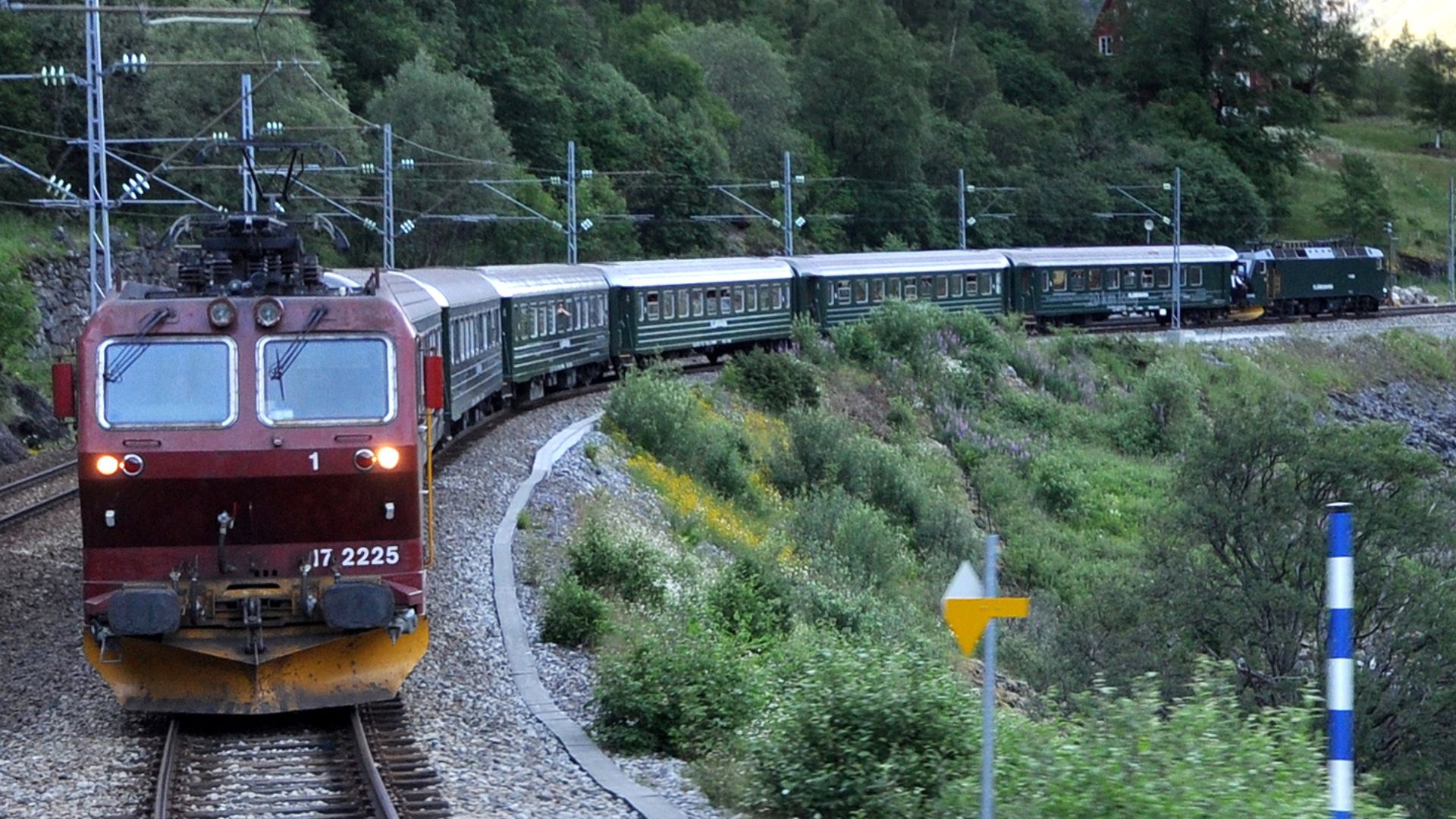 File:Flåmsbana MLR.jpg