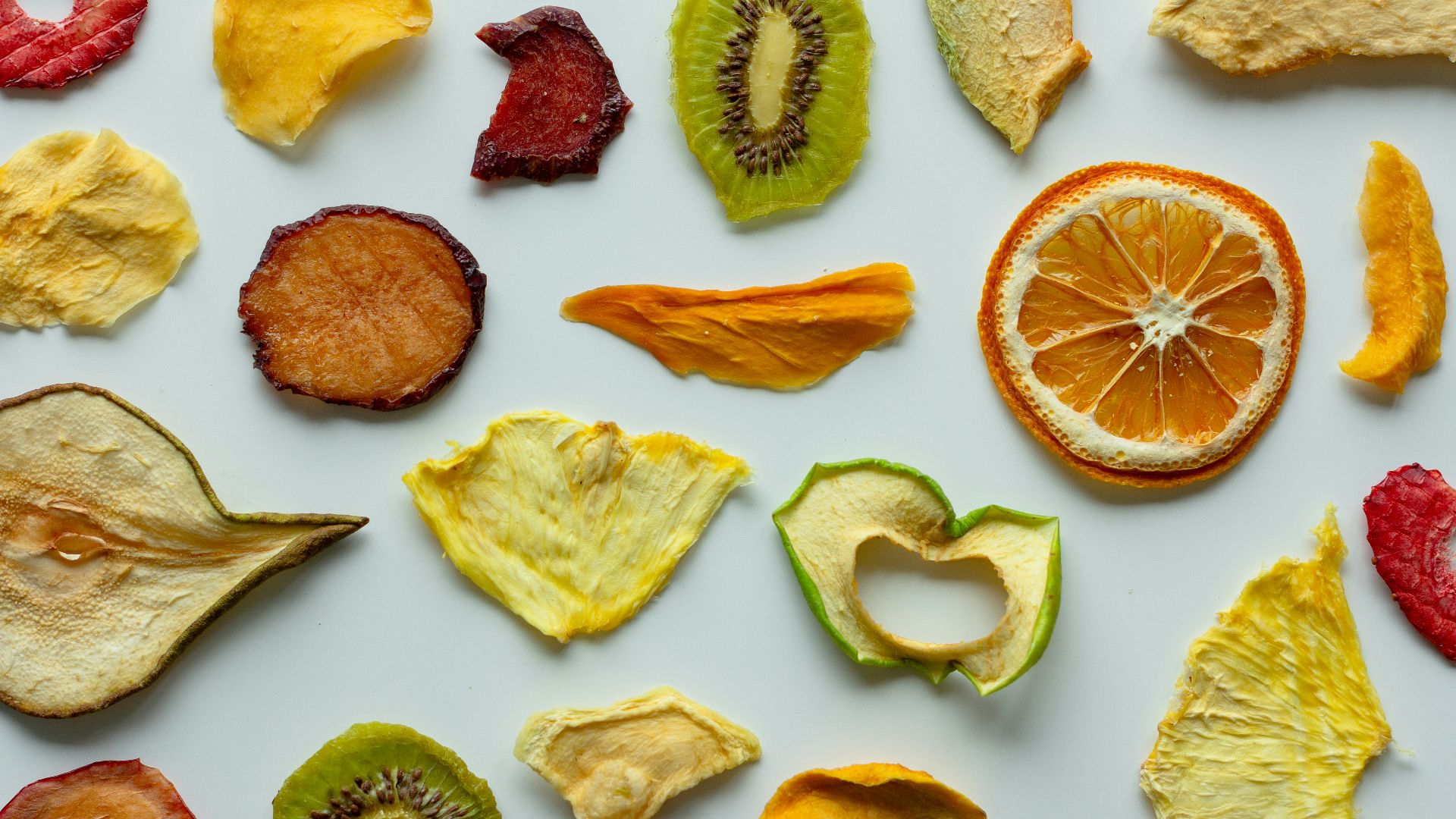 sliced lemon and red chili