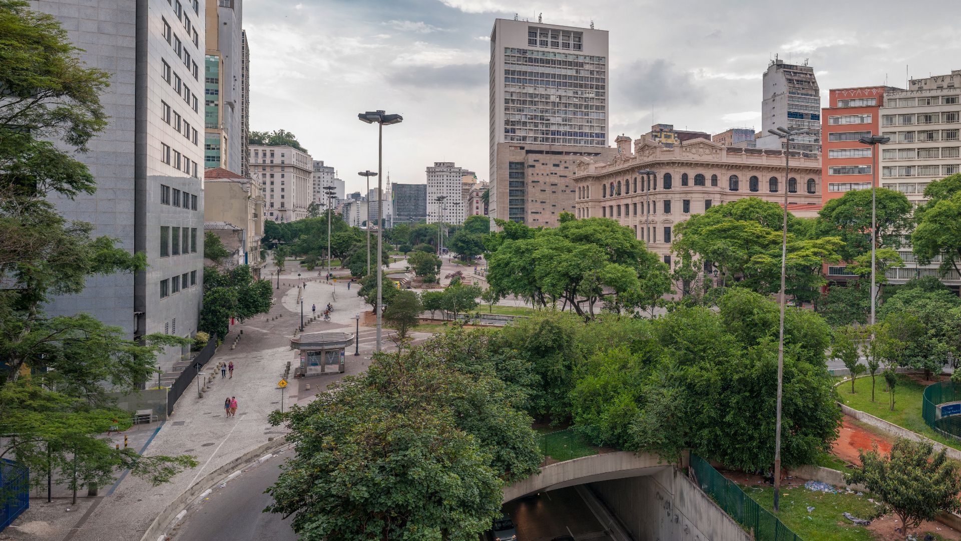 File:São Paulo downtown 233.jpg