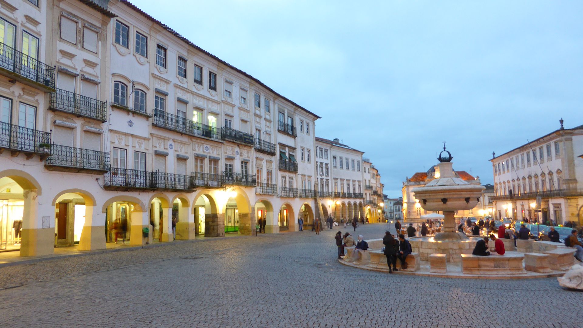 File:Evora, Portugal (41830754702).jpg