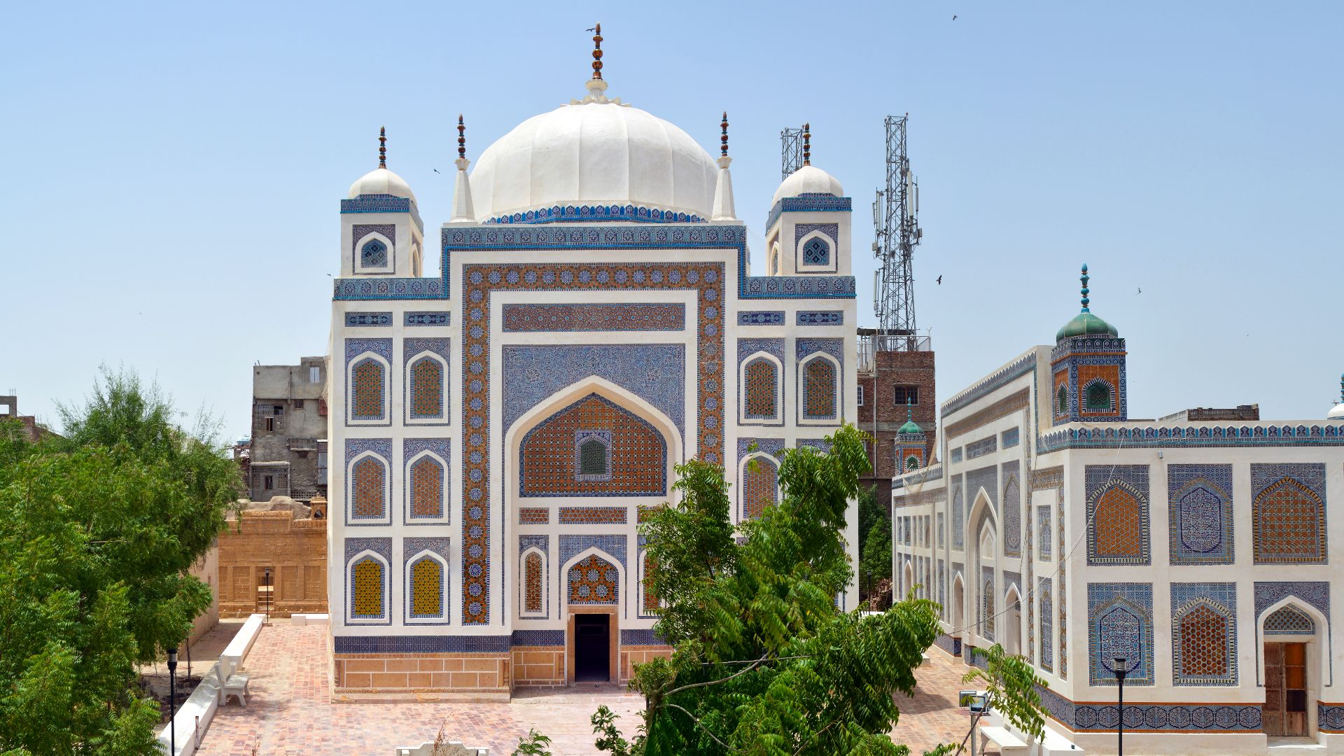 File:Mir Karam Ali Khan Talpur Tombs were restored in 2016.jpg