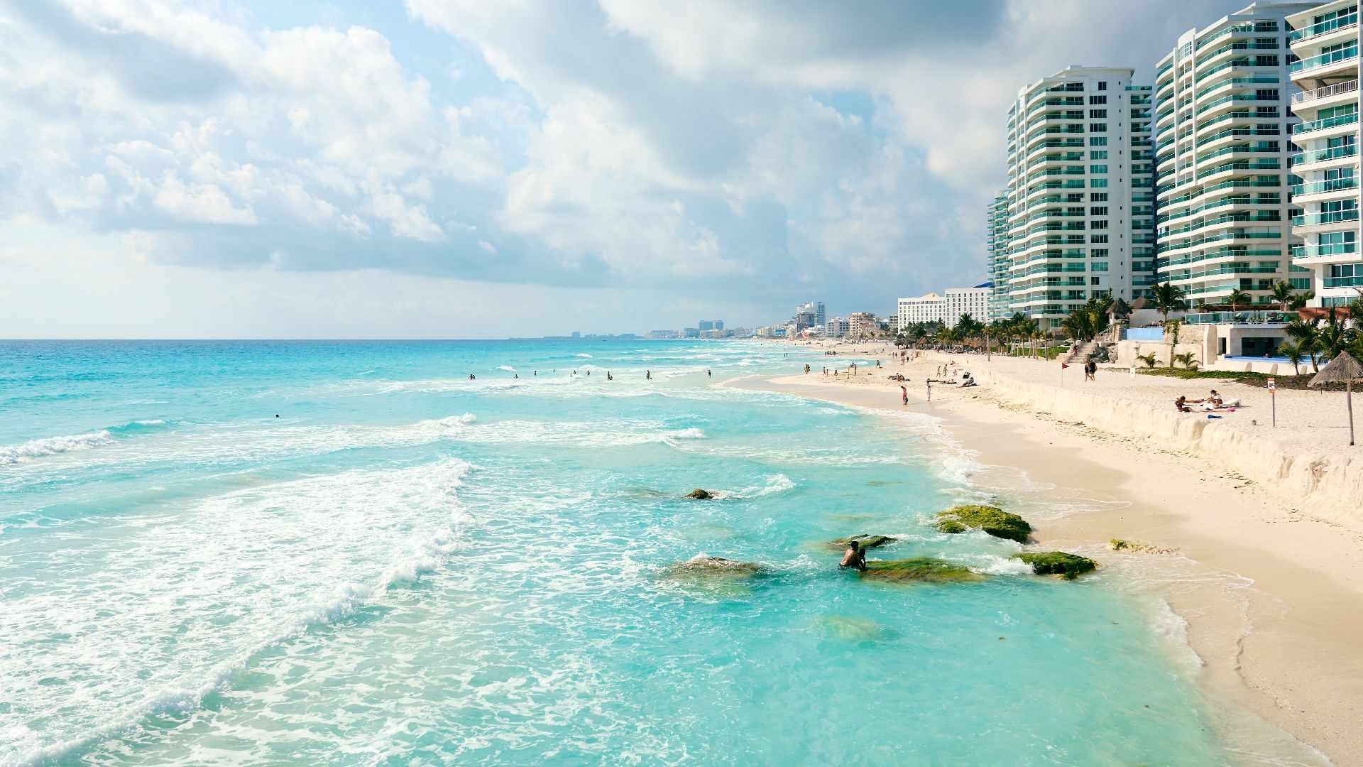 File:Cancun, Mexico (38614407175).jpg