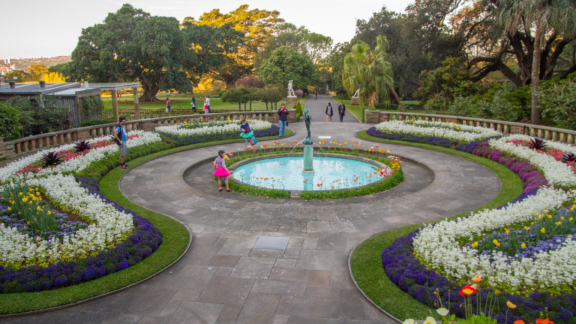 File:2015-09-13 Royal Botanic Gardens, Sydney - 1.jpg