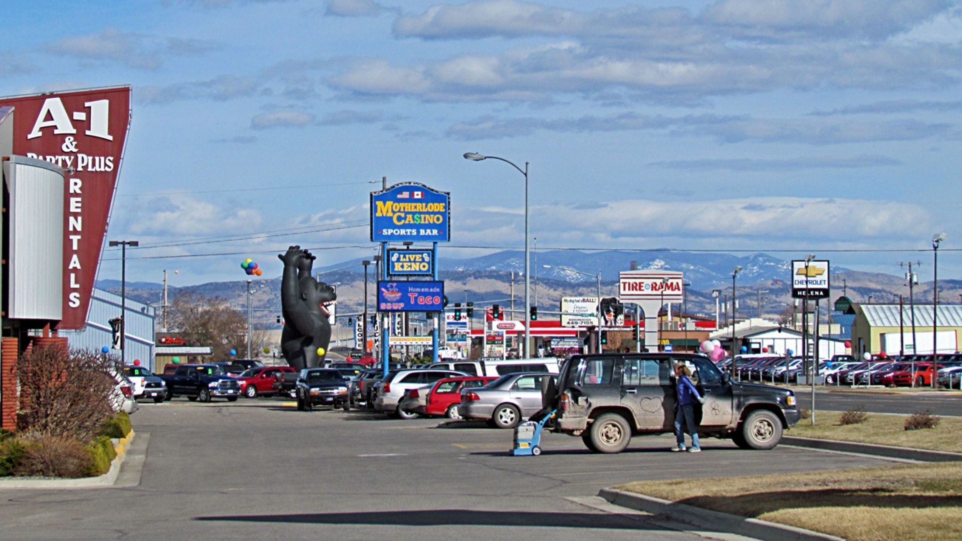 File:Helena, Montana looking East from Roberts Street.jpg