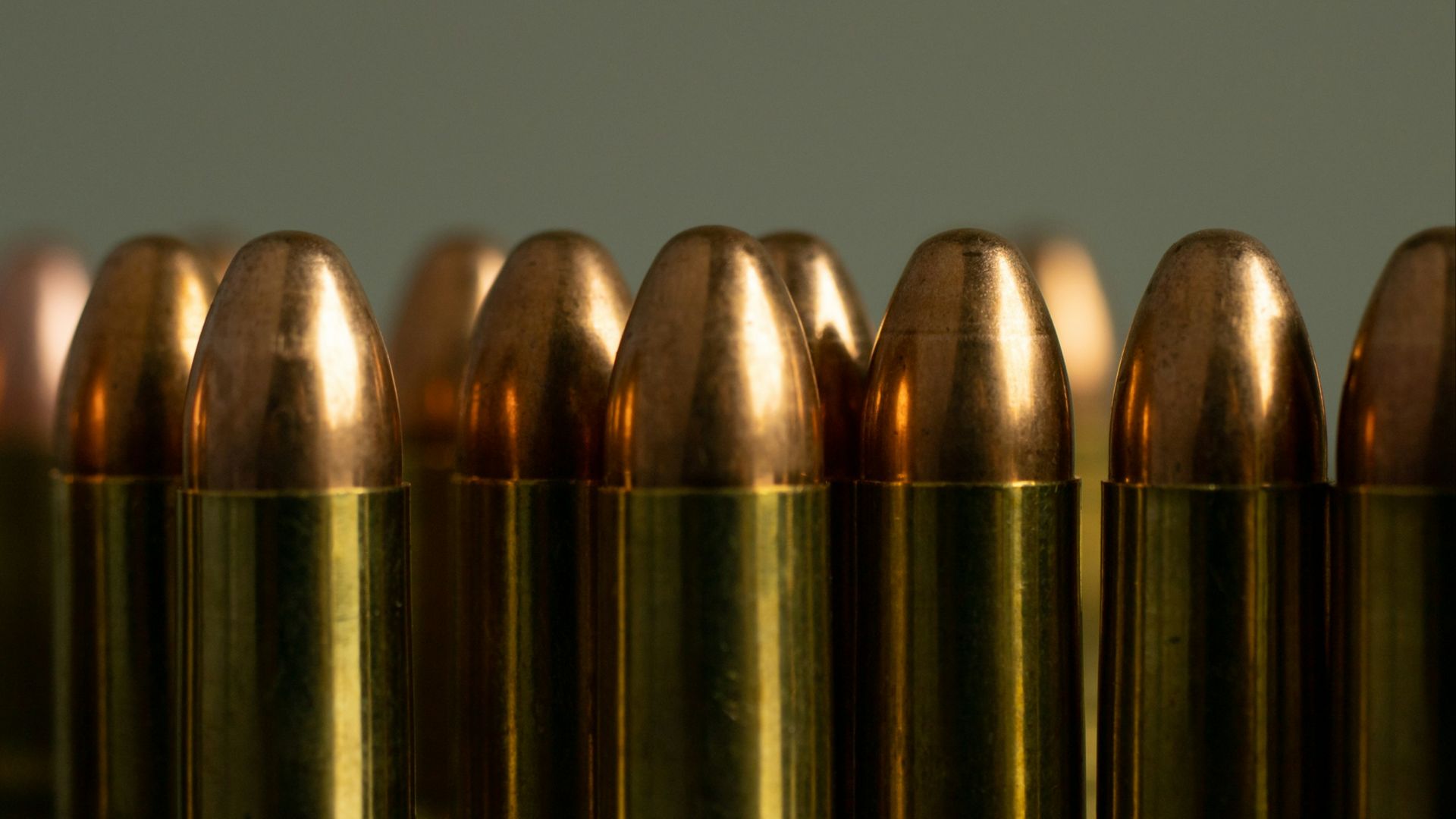 gold and silver round coins