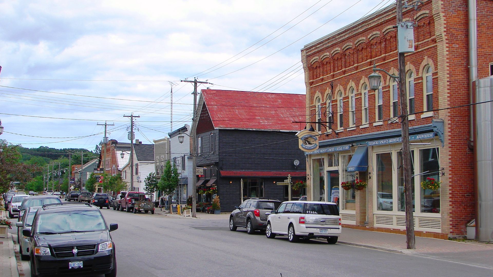 File:Creemore ON.JPG